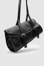 Elegant Black Shoulder Bag - Image 3