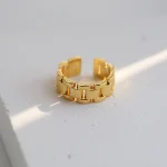 Elegant Link Chain Ring - Image 2